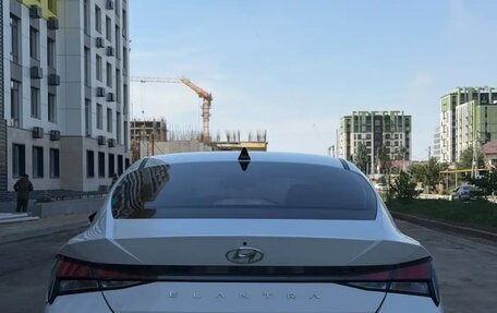 Hyundai Elantra, 2022 год, 1 520 000 рублей, 6 фотография