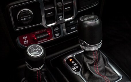 Jeep Wrangler, 2021 год, 5 850 000 рублей, 11 фотография