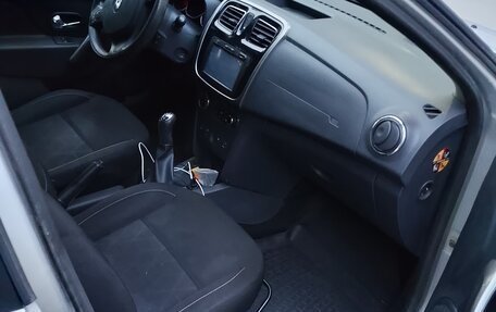 Renault Sandero II рестайлинг, 2016 год, 950 000 рублей, 4 фотография
