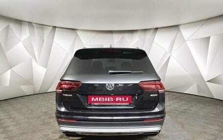Volkswagen Tiguan II, 2020 год, 2 335 000 рублей, 8 фотография