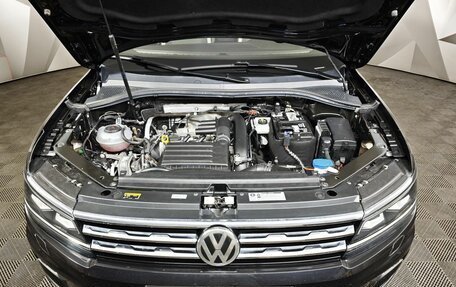 Volkswagen Tiguan II, 2020 год, 2 335 000 рублей, 11 фотография