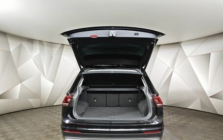 Volkswagen Tiguan II, 2020 год, 2 335 000 рублей, 12 фотография