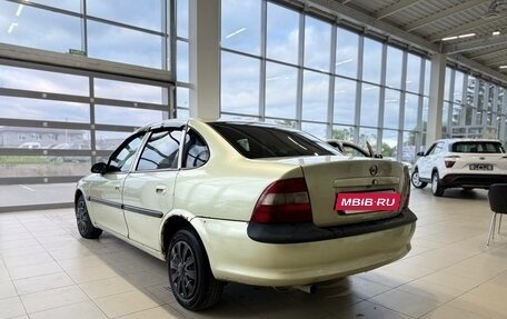 Opel Vectra B рестайлинг, 1996 год, 140 000 рублей, 7 фотография