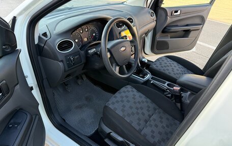 Ford Focus II рестайлинг, 2005 год, 450 000 рублей, 12 фотография