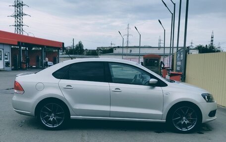 Volkswagen Polo VI (EU Market), 2012 год, 1 000 000 рублей, 12 фотография