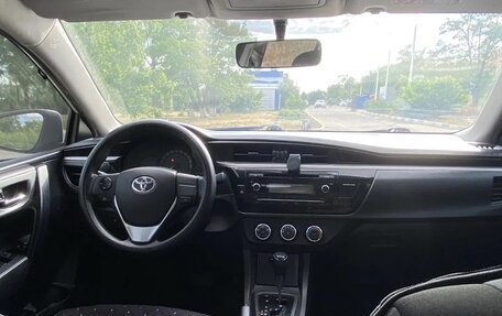Toyota Corolla, 2013 год, 1 290 000 рублей, 9 фотография
