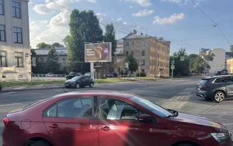 Skoda Rapid II, 2021 год, 1 780 000 рублей, 2 фотография