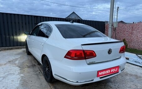 Volkswagen Passat B7, 2013 год, 1 100 000 рублей, 2 фотография