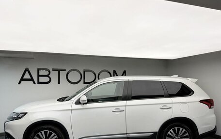 Mitsubishi Outlander III рестайлинг 3, 2019 год, 1 898 000 рублей, 6 фотография