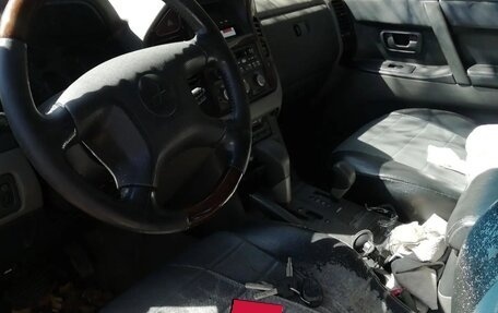 Mitsubishi Pajero III рестайлинг, 2001 год, 300 000 рублей, 3 фотография