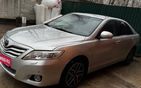 Toyota Camry, 2010 год, 1 020 000 рублей, 3 фотография