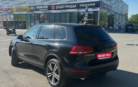 Volkswagen Touareg III, 2012 год, 1 760 000 рублей, 3 фотография
