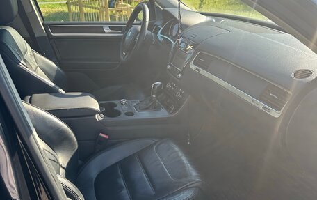 Volkswagen Touareg III, 2012 год, 1 760 000 рублей, 12 фотография