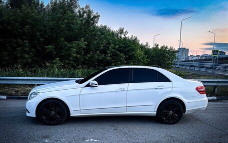 Mercedes-Benz E-Класс, 2012 год, 1 280 000 рублей, 3 фотография