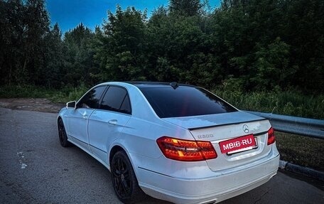 Mercedes-Benz E-Класс, 2012 год, 1 280 000 рублей, 4 фотография