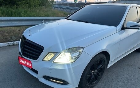 Mercedes-Benz E-Класс, 2012 год, 1 280 000 рублей, 5 фотография