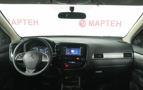 Mitsubishi Outlander III рестайлинг 3, 2014 год, 1 199 000 рублей, 15 фотография