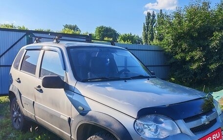 Chevrolet Niva I рестайлинг, 2012 год, 550 000 рублей, 5 фотография