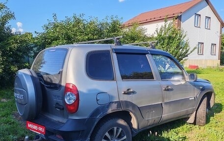 Chevrolet Niva I рестайлинг, 2012 год, 550 000 рублей, 4 фотография