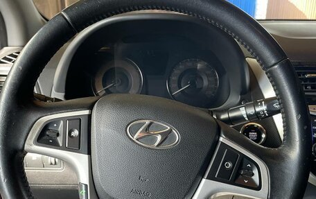 Hyundai Solaris II рестайлинг, 2012 год, 1 015 000 рублей, 17 фотография