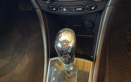 Hyundai Solaris II рестайлинг, 2012 год, 1 015 000 рублей, 22 фотография