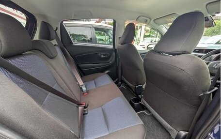 Toyota Vitz, 2019 год, 870 000 рублей, 13 фотография