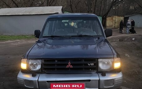 Mitsubishi Pajero III рестайлинг, 1997 год, 320 000 рублей, 1 фотография