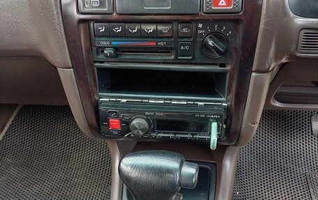 Nissan Bluebird XI, 2000 год, 180 000 рублей, 4 фотография