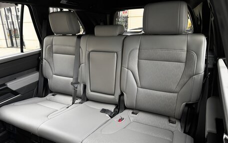 Toyota Sequoia, 2025 год, 13 490 000 рублей, 14 фотография