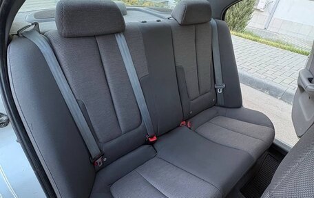 Hyundai Elantra III, 2004 год, 290 000 рублей, 17 фотография