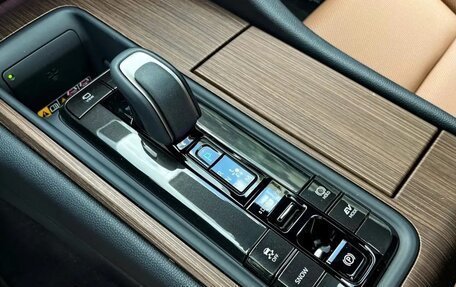 Toyota Crown, 2025 год, 9 000 000 рублей, 9 фотография