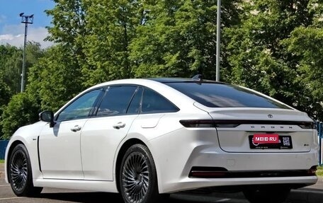 Toyota Crown, 2025 год, 9 000 000 рублей, 3 фотография