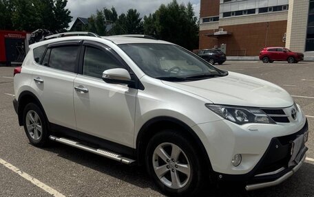 Toyota RAV4, 2013 год, 1 700 000 рублей, 2 фотография