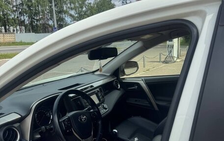 Toyota RAV4, 2013 год, 1 700 000 рублей, 5 фотография
