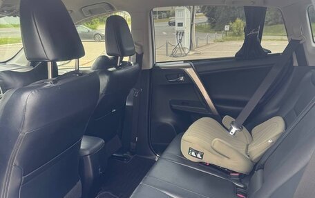 Toyota RAV4, 2013 год, 1 700 000 рублей, 7 фотография