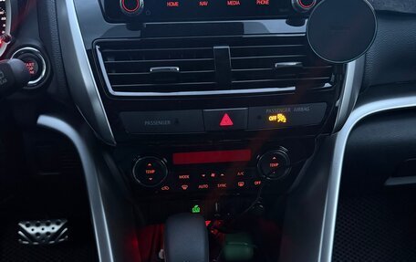 Mitsubishi Eclipse Cross, 2023 год, 2 730 000 рублей, 19 фотография