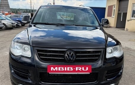 Volkswagen Touareg III, 2008 год, 800 000 рублей, 2 фотография