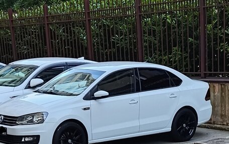 Volkswagen Polo VI (EU Market), 2019 год, 1 750 000 рублей, 3 фотография