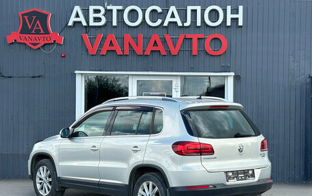 Volkswagen Tiguan I, 2015 год, 1 820 000 рублей, 6 фотография