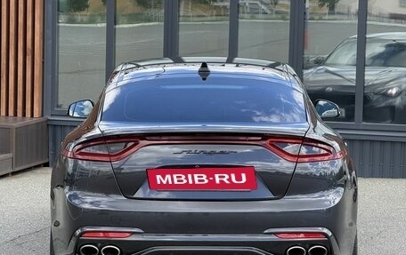 KIA Stinger I, 2018 год, 2 100 000 рублей, 4 фотография