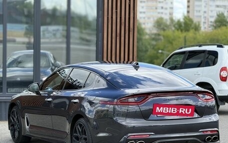 KIA Stinger I, 2018 год, 2 100 000 рублей, 5 фотография