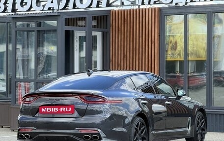 KIA Stinger I, 2018 год, 2 100 000 рублей, 6 фотография
