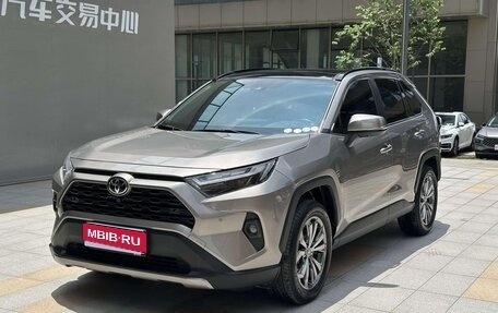 Toyota RAV4, 2024 год, 3 580 000 рублей, 1 фотография