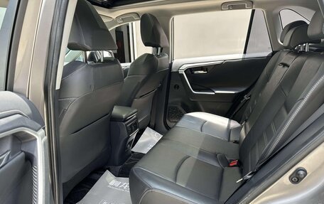 Toyota RAV4, 2024 год, 3 580 000 рублей, 13 фотография