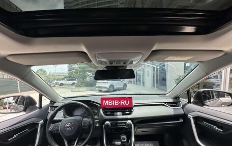Toyota RAV4, 2024 год, 3 580 000 рублей, 12 фотография