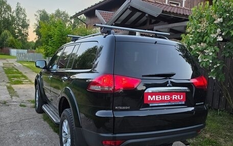 Mitsubishi Pajero Sport II рестайлинг, 2015 год, 1 980 000 рублей, 3 фотография