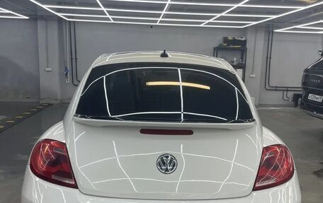Volkswagen Beetle, 2012 год, 1 750 000 рублей, 12 фотография