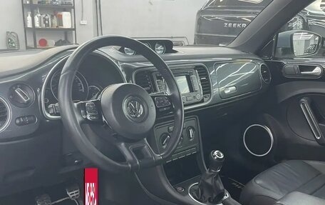 Volkswagen Beetle, 2012 год, 1 750 000 рублей, 9 фотография