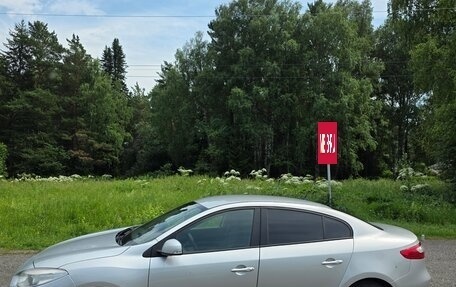 Renault Fluence I, 2012 год, 650 000 рублей, 2 фотография