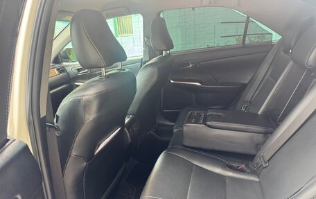 Toyota Camry, 2014 год, 1 850 000 рублей, 10 фотография